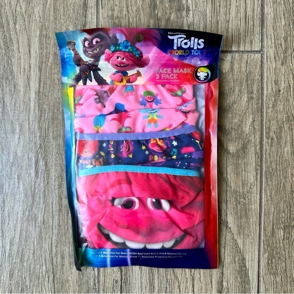NWT Children’s Face Mask, Trolls 3 Pack